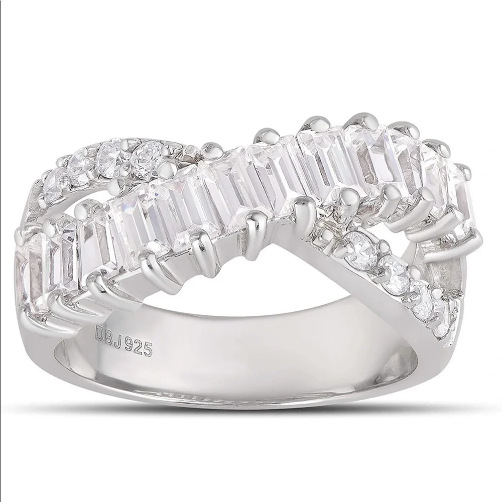 VICTORIA TOWNSEND Cubic Zirconia Crossover Infinity Ring Sz 5